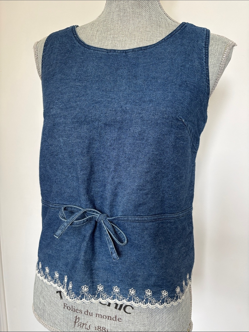 FARM HOUSE Blue Denim Sleeveless Tie-Waist Tank Top with Embroidery M
